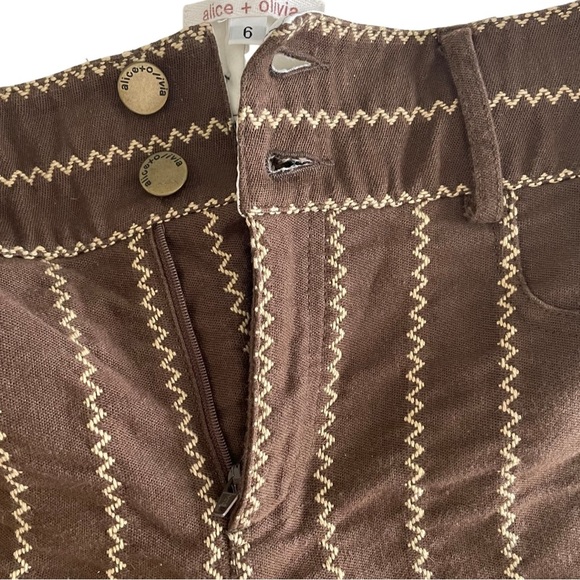 ❌ SOLD ❌ ALICE + Olivia Embroidered Flare Trousers Brown Size 6 - Picture 4 of 8